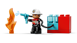 10473 Duplo Fire Truck with Hose and Firefighter - 7