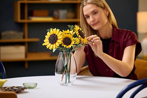 11502 Botanical Collection Sunflower Bouquet - 8