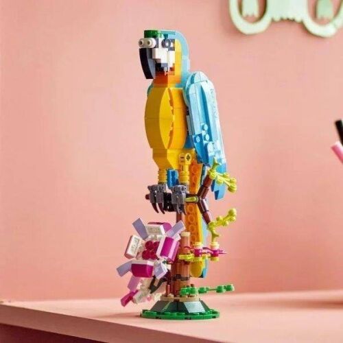 31136 Craetor 3in1 Exotic Parrot - 3
