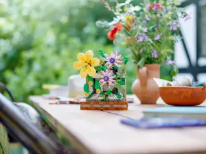  40683 Botanical Collection Flower Trellis Display - 3