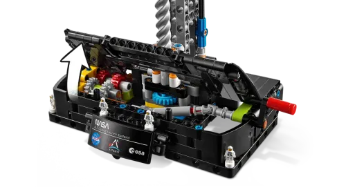42221 Technic NASA Artemis Space Launch System Rocket - 7