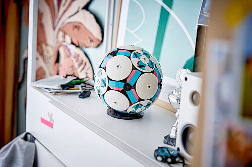 43019 Editions Soccer Ball - 8