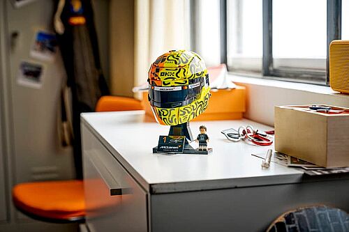 43023 Editions McLaren Mastercard F1® Team Lando Norris Helmet - 9