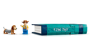 43301 Toy Story Slinky Dog Bookends - 9