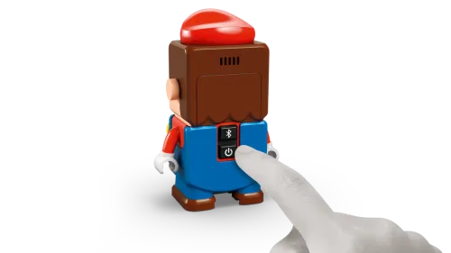 72043 Super Mario Mario Kart# # Interactive LEGO® Mario# & Standard Kart - 5