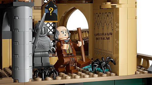 76473 Harry Potter Hogwarts# Castle: East Wing - 10